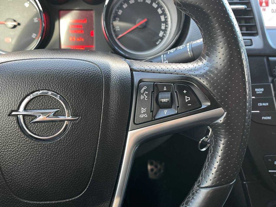 Opel Insignia 2.0 дизель в розтермінування від 8000 грн/м