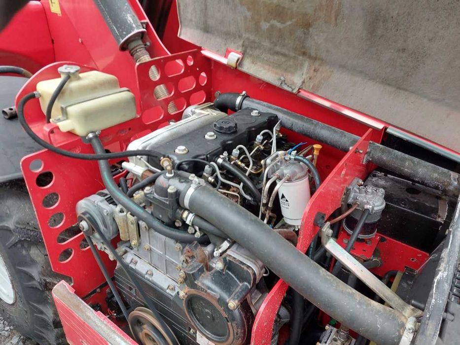 ŁADOWARKA BOBCAT, MASSEY FERGUSON 8937  sprawna działająca