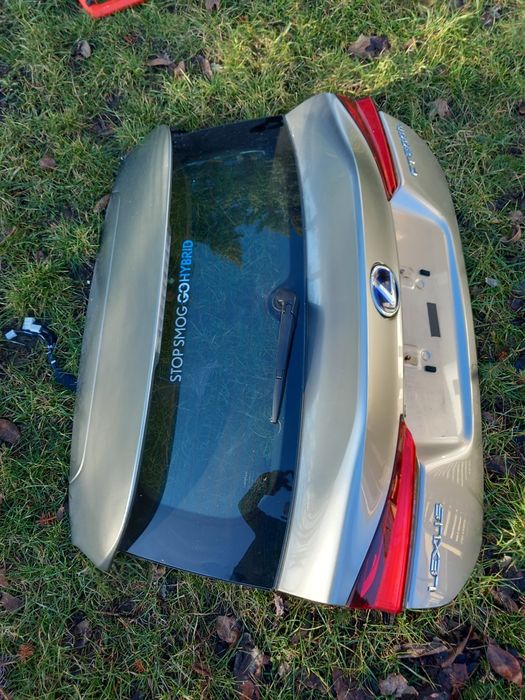 Lexus CT200H lifting tylna klapa