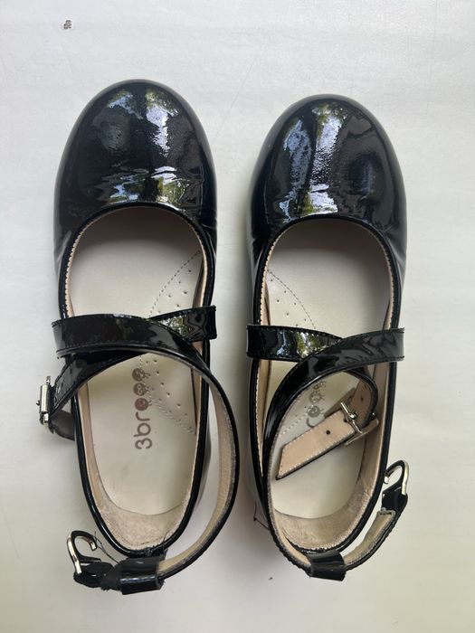 Туфлі на дівчинку