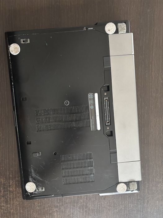 Sprzedam laptopa Dell Latitude E6410 SPRAWNY