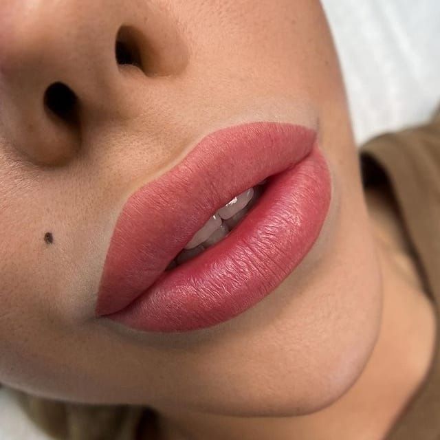 Перманентний макіяж , 900грн, татуаж , брови ,губи ,очі