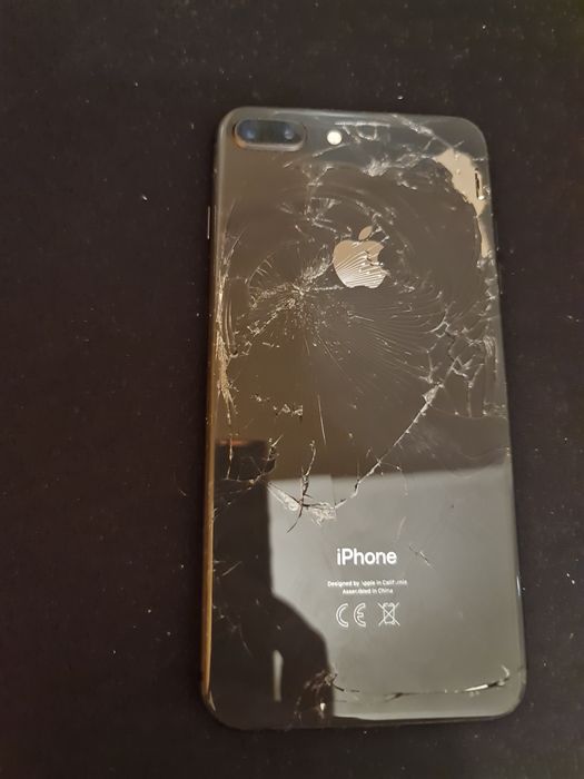 Zestaw uszkodzonych telefonów (iphone 8 plus, galaxy note)