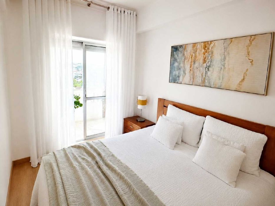 Oportunidade - Fantástico Apartamento Remodelado e Espaçoso T2 Laranjeiro