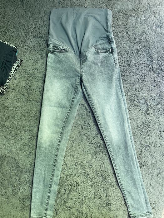 Zestaw ubrań ciążowych