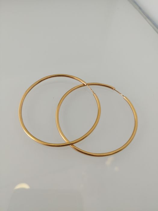 Argolas em ouro de 19, 2kt