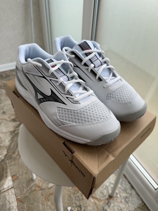 Кросівки Mizuno Cyclone Speed 5, 42 (настільний теніс, волейбол)
