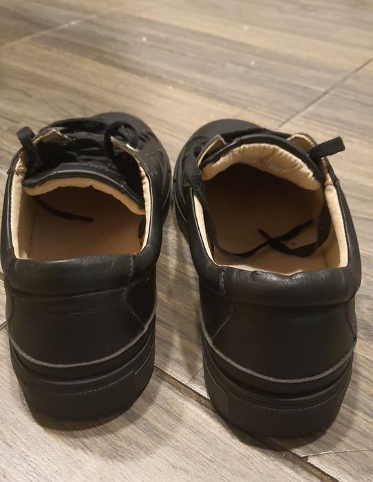 Чорні кеди guess