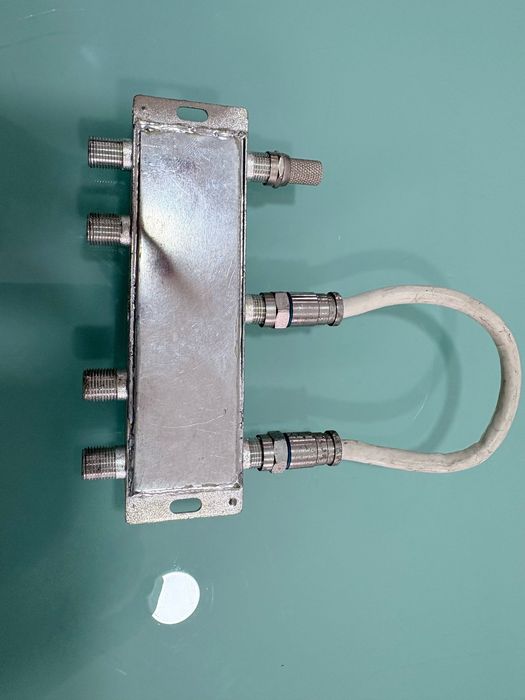 Divisor Sinal TKT SPD26 6 Saídas 5-2400MHz [95]
