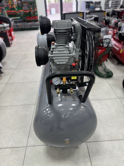 Компресор LB75-270. 950 л/хв, 10 бар, 5,5 квт, рествер 270. Remeza!