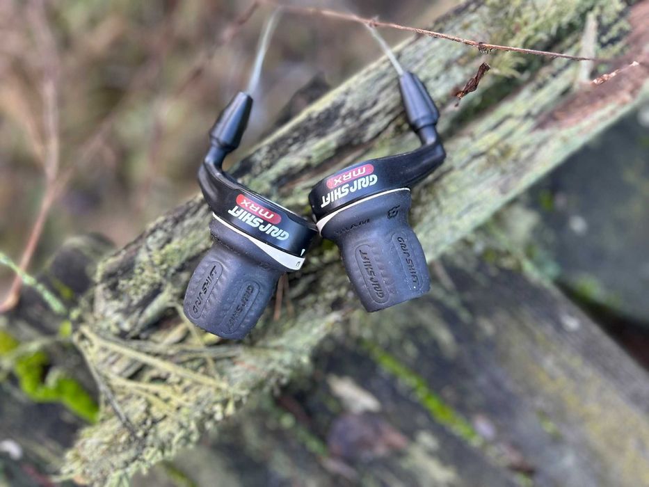 manetki obrotowe SRAM GripShift Max 3 x 7