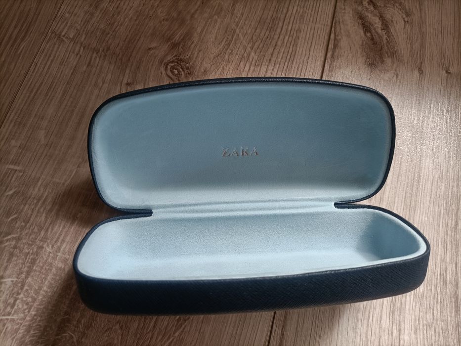 Nowe etui futerał na okulary ZARA