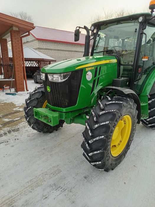 Ciągnik John Deere 5085