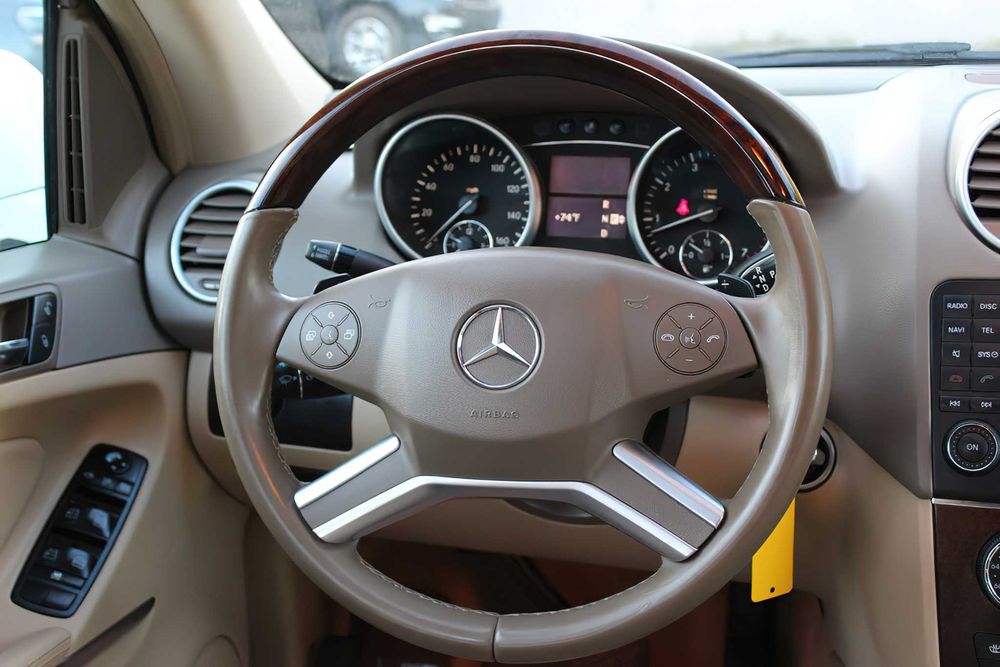Mercedes-Benz M-Class ML 350 4MATIC      2011