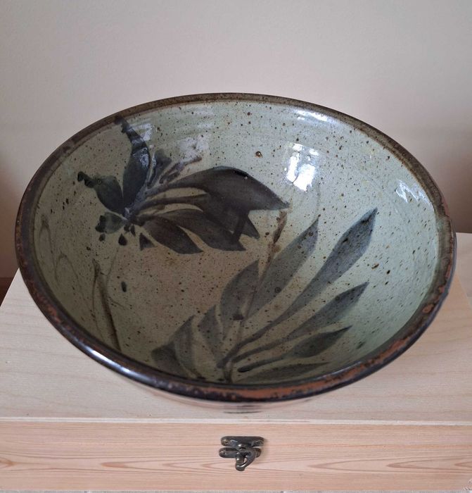 Misa ceramiczna ręcznie formowana