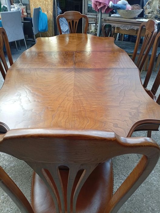 Imponente mesa jantar
