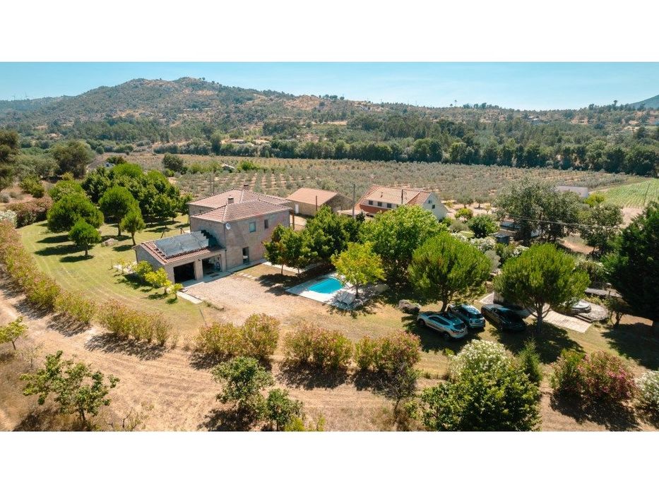 Moradia V4 de Charme na Serra da Pena - Sortelha