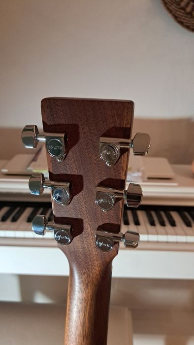 Guitarra Martin 000-10E