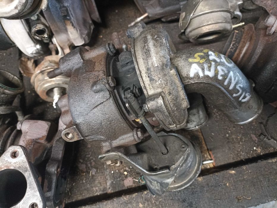 Turbina Turbosprężarka turbo 2.0 Avensis Toyota