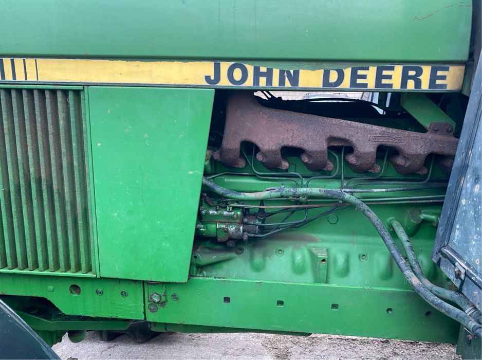 Трактор John Deere 3140