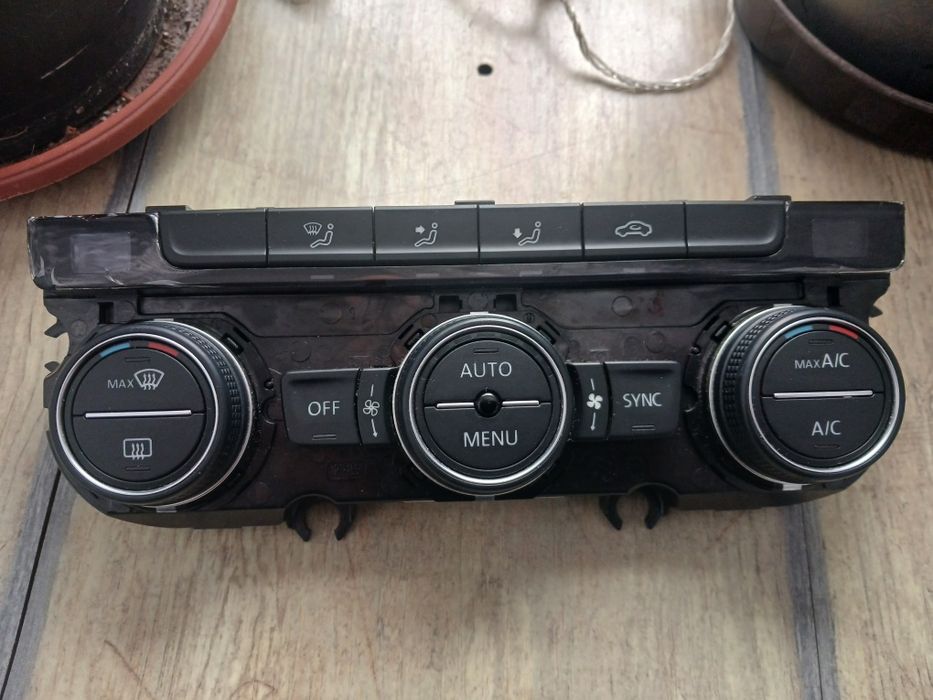 Блок клімат контролю Golf7 passat b8.