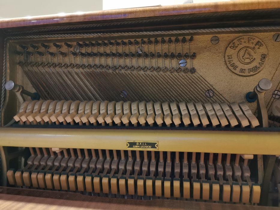Pianino CALISIA 1971 rok stan bardzo dobry