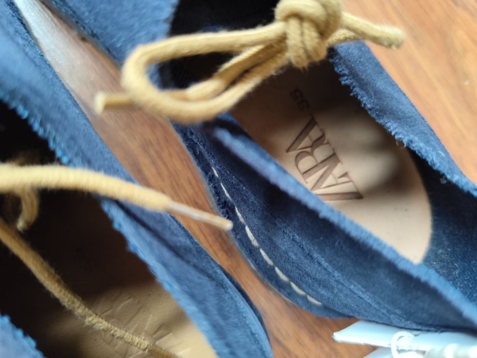 Sapatos novos camurça Zara azuis tamanho 35