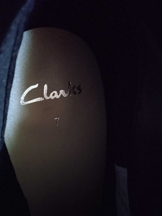 CLARKS botki półbuty, skórka ocieplone, zgrabne, suwak, stan lux