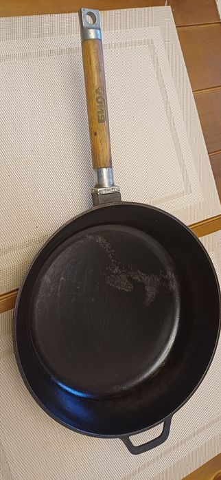 Сковородка чугунная Биол д 28 см Мощная