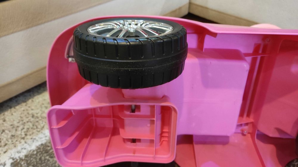 Jeździk pchacz dla dziewczynki