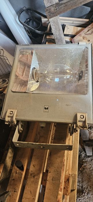 SPRZEDAM  lampy 400 W