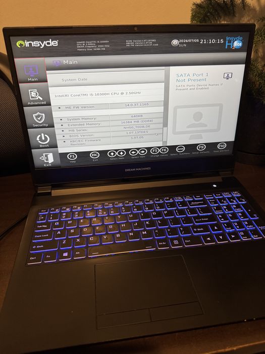 Laptop Dream Machines i5-10300h gtx 1650