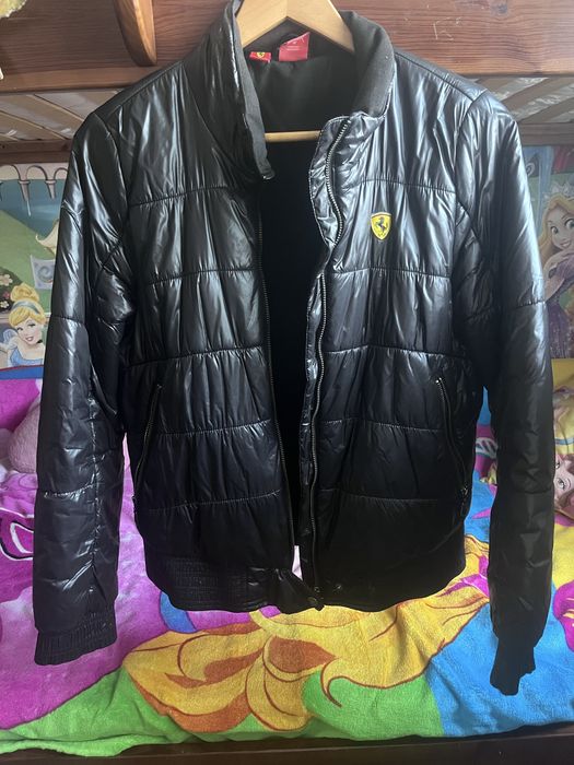 продам куртку puma Scuderia Ferrari