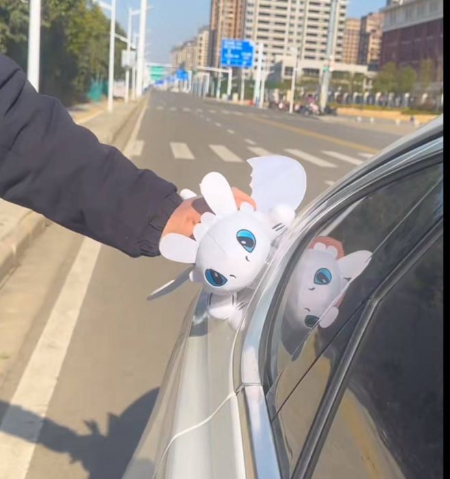 Дракон Беззубик на авто! Аксессуар на автомобиль