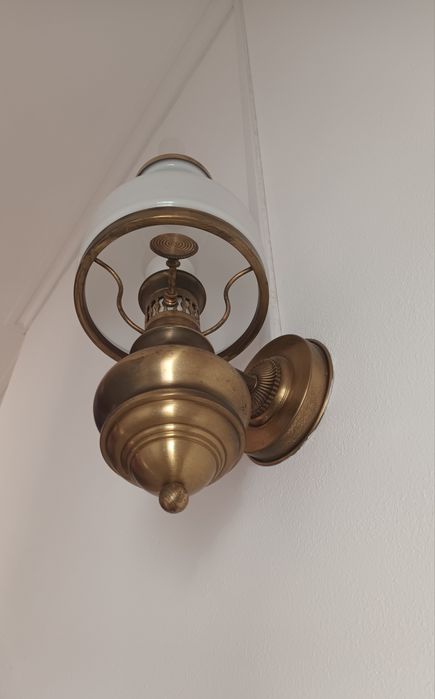 2 Wall Sconces436854684805376004