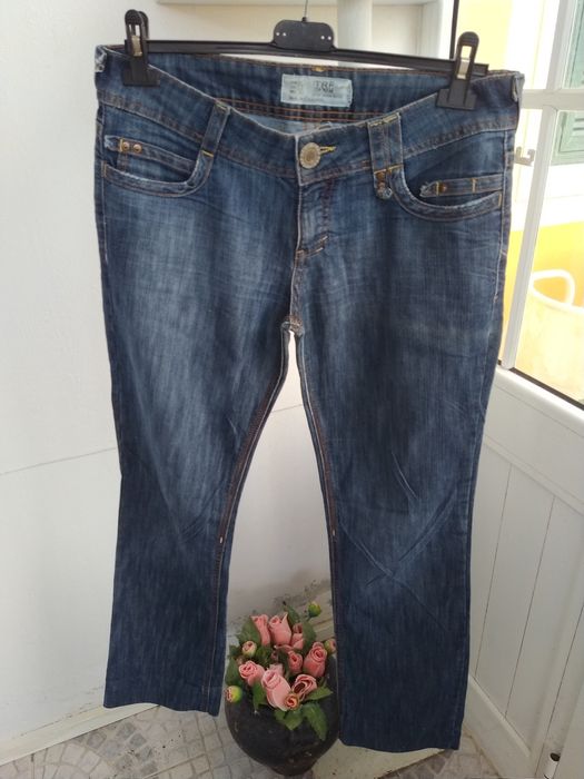 Calças de Ganga Lavagem Média com Pormenores - TRF (Zara) - Tamanho 40