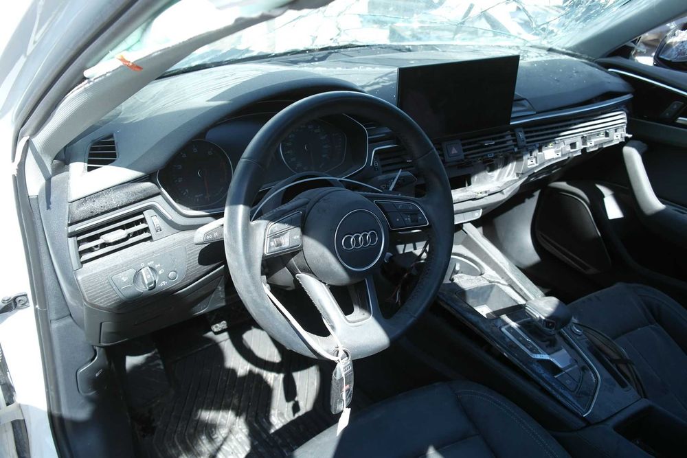 Ауді A4 B9 / Audi A4 B9 США шрот б/у двигун АКПП розбірка