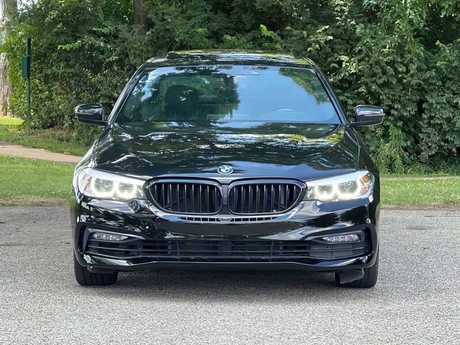BMW 530i      2017