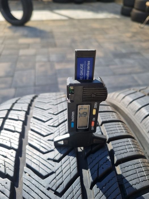 Шини Резина 245/45 R19 GRIPMAX Super Grip Pro Пара Зима  Рік 2024