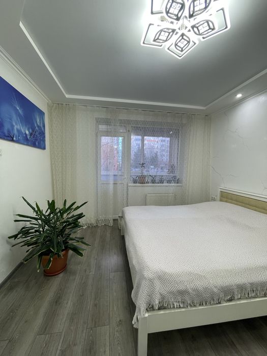 Продам 3 комнатную квартиру . Срочно . Черемушки