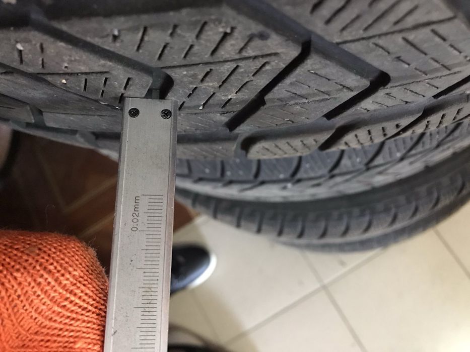 Диски з гумою Audi Q7, Q5 R18 5*112