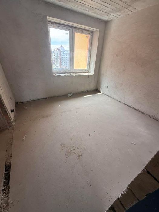 ПРОДАЖ 2 кім квартири, просп.Злуки