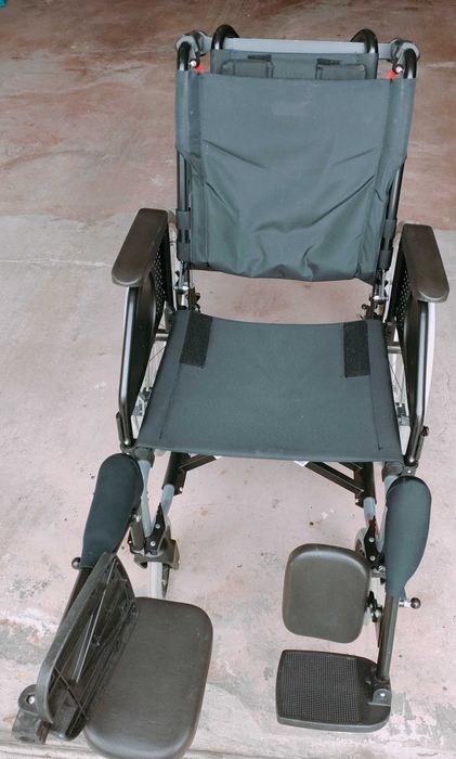 Cadeira de rodas cama da ORTHOS