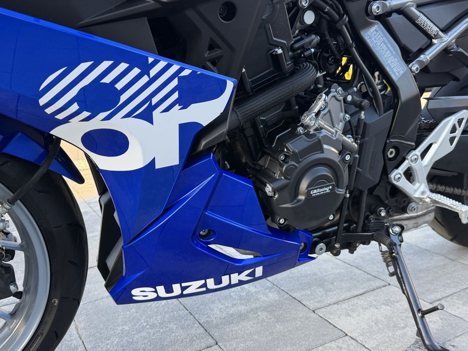 Suzuki gsx 8r 2024
