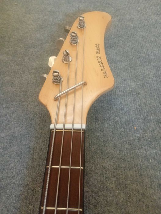 Gitara basowa Jolana Galaxis