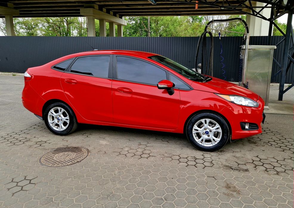 Двигун 1.6 бензин. Автомат