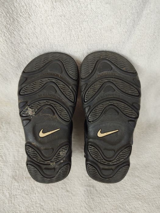 Sandały sandałki Nike 25