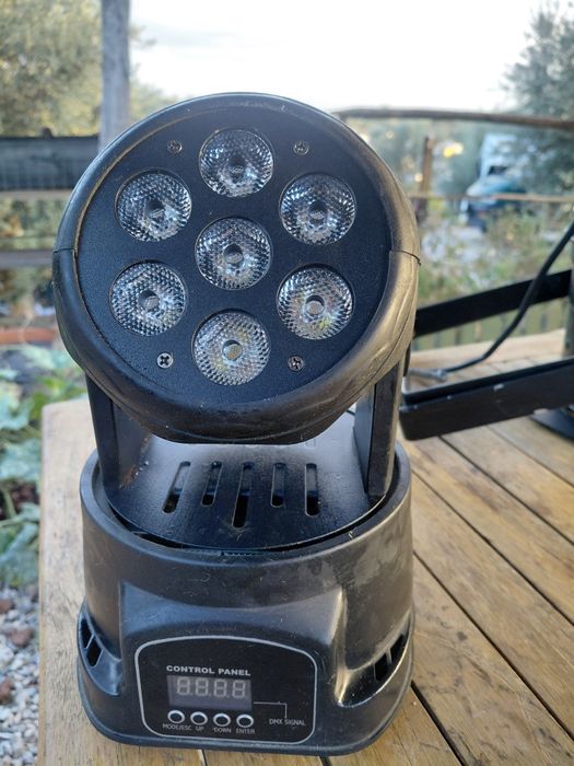 Projector Par 64 Cameo (Adam Hall) 18 Leds x 3 W RGB  ref.CLP64TRI3WBS