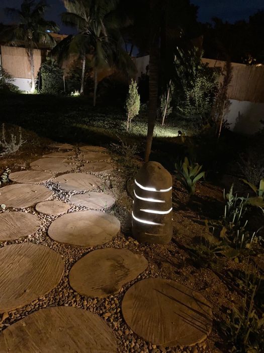 Candeeiro para jardim