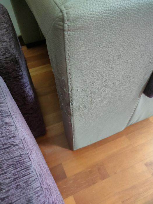 Sofá Chaise Longue 3 lugares+ puffs Novo Preço!